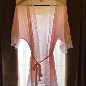 Vintage Fredrick’s of Hollywood night gown